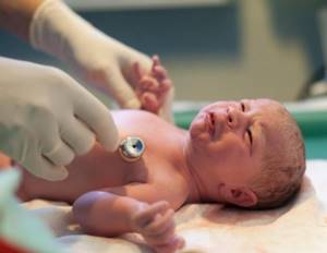 Каковы причины заболевания у новорожденного?
